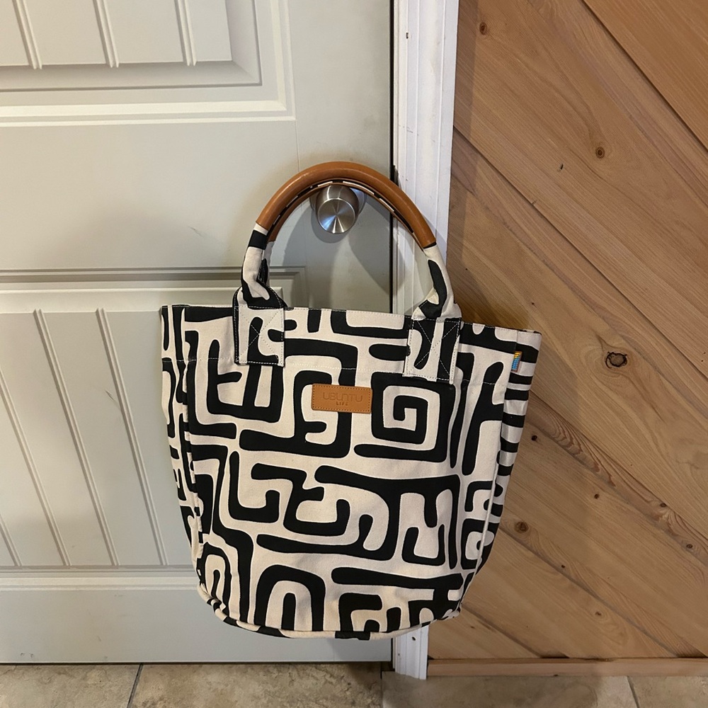 Cute and fun oversized Tote